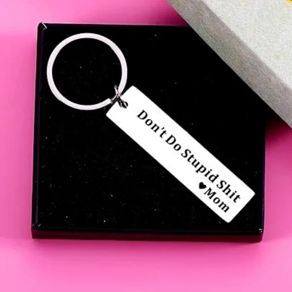 Bag Charm Key Chain - Don't Do Stupid ๐ฉLove Mom๐ - Picture 1 of 5